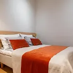 Ski-in Ski-out Luxury Corner Apartment, 2 Lift Tickets Apartman *