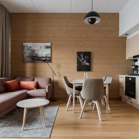 Ski-in Ski-out Luxury Corner Apartment, 2 Lift Tickets