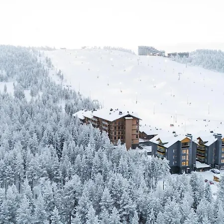 Ski-in Ski-out Luxury Corner Apartment, 2 Lift Tickets Apartament Sirkka