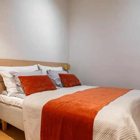 Ski-in Ski-out Luxury Corner Apartment, 2 Lift Tickets Апартаменты *