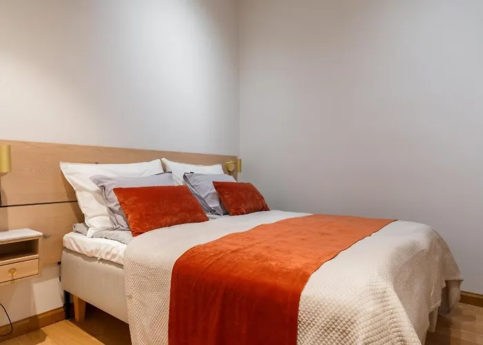 Ski-in Ski-out Luxury Corner Apartment, 2 Lift Tickets Апартаменты *