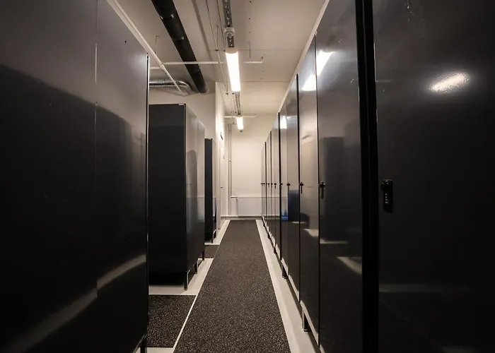 Ski-in Ski-out Luxury Corner Apartment, 2 Lift Tickets